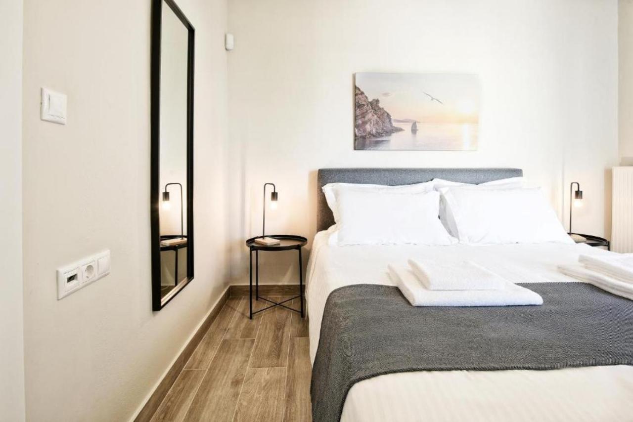 Aello Luxury Apartments Markópoulon Екстериор снимка