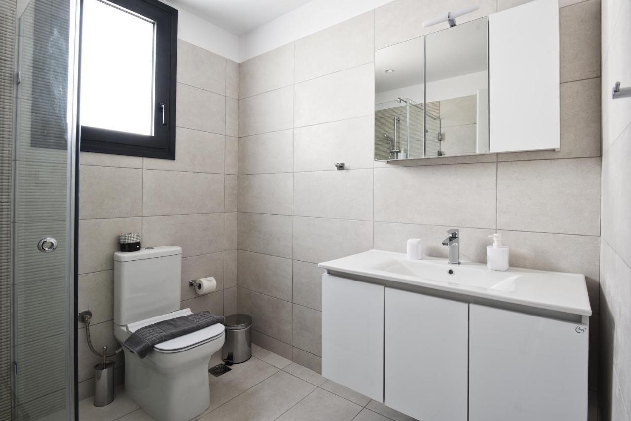 Aello Luxury Apartments Markópoulon Екстериор снимка