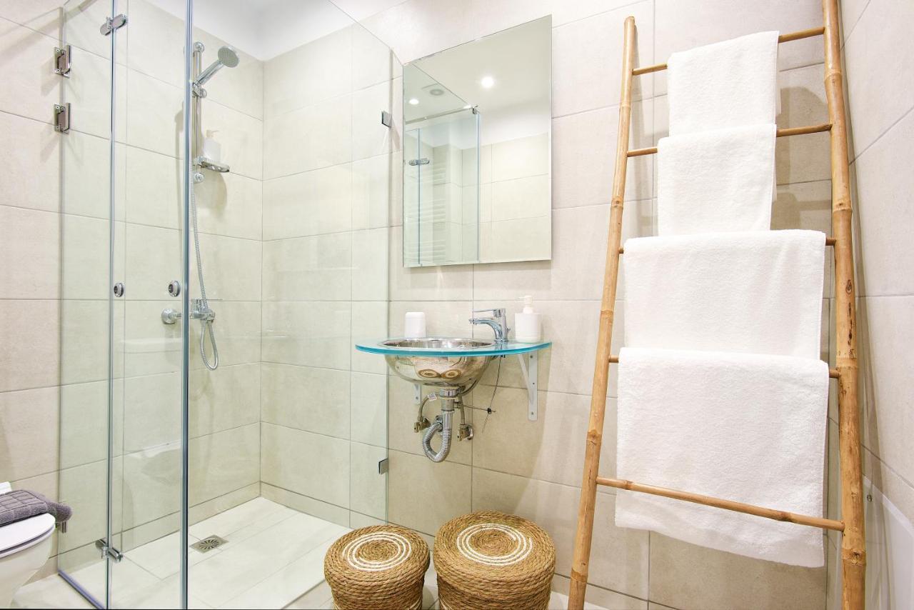 Aello Luxury Apartments Markópoulon Екстериор снимка