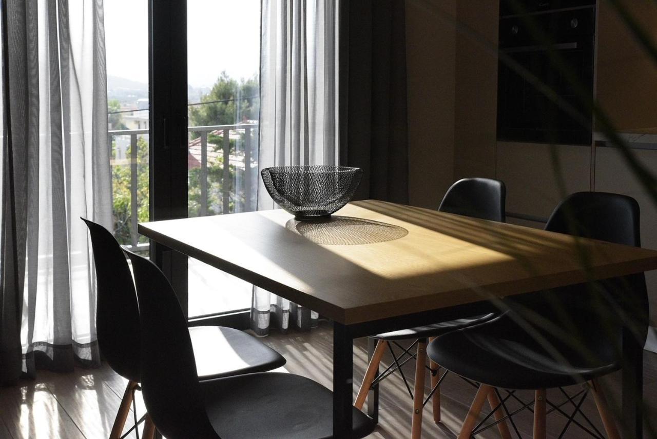 Aello Luxury Apartments Markópoulon Екстериор снимка
